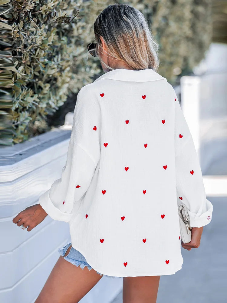 Damen Frühlingsbluse mit Herzstickerei