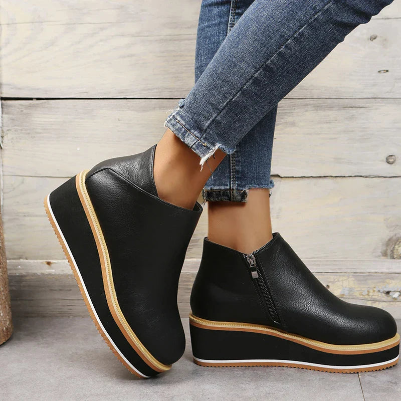 Stilvolle Plateau-Stiefeletten mit Reißverschluss