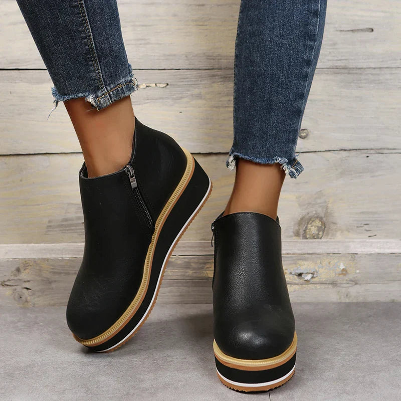 Stilvolle Plateau-Stiefeletten mit Reißverschluss
