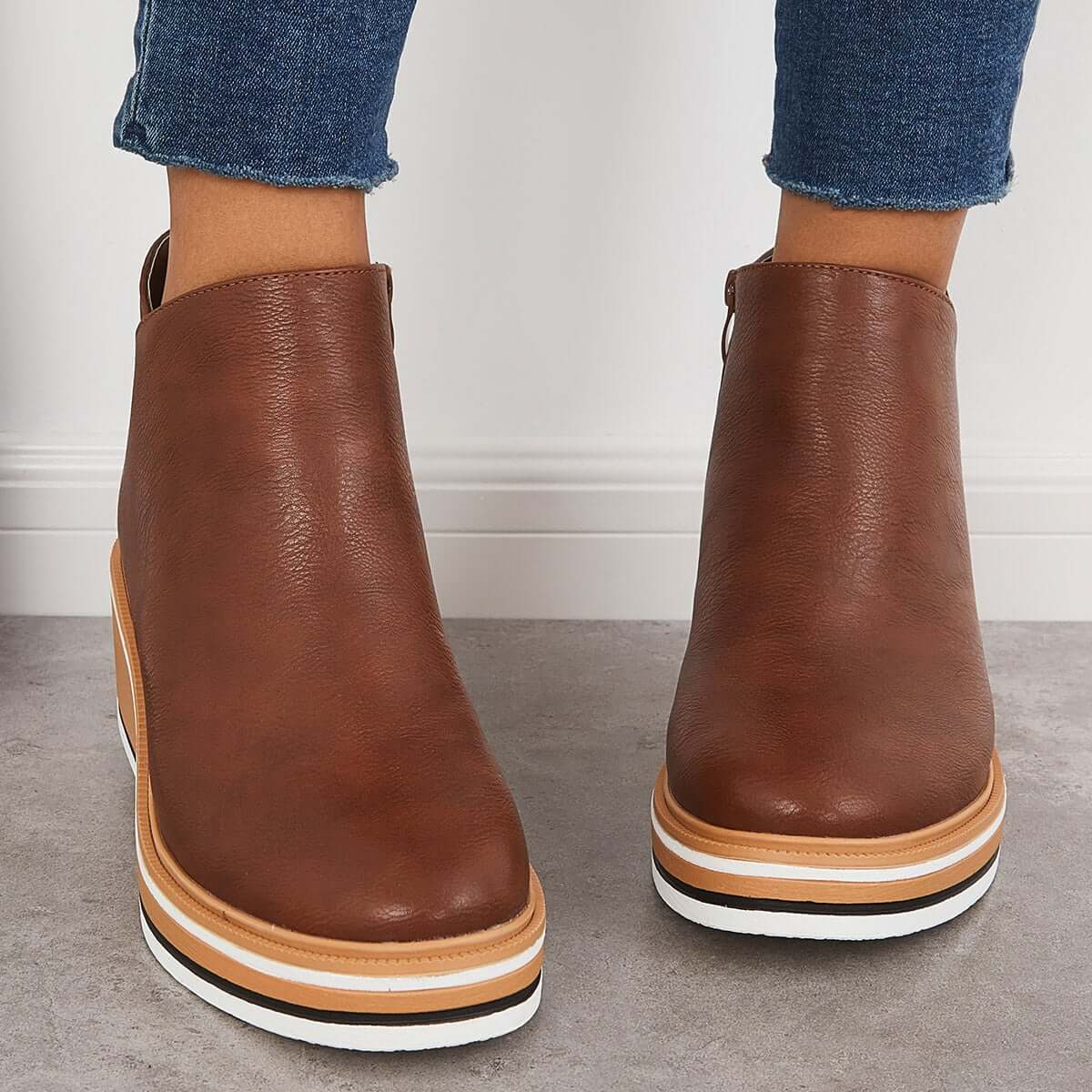 Stilvolle Plateau-Stiefeletten mit Reißverschluss