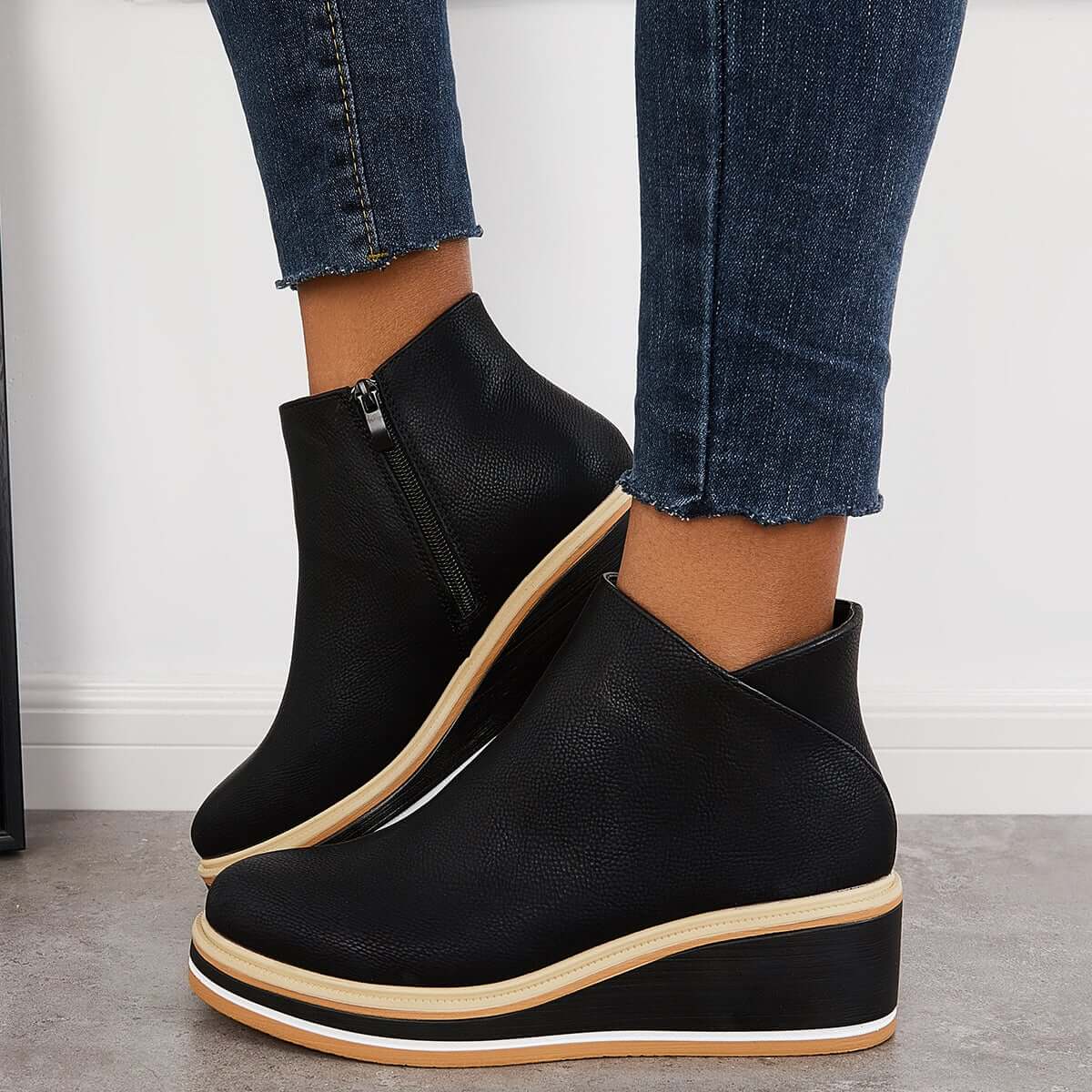 Stilvolle Plateau-Stiefeletten mit Reißverschluss