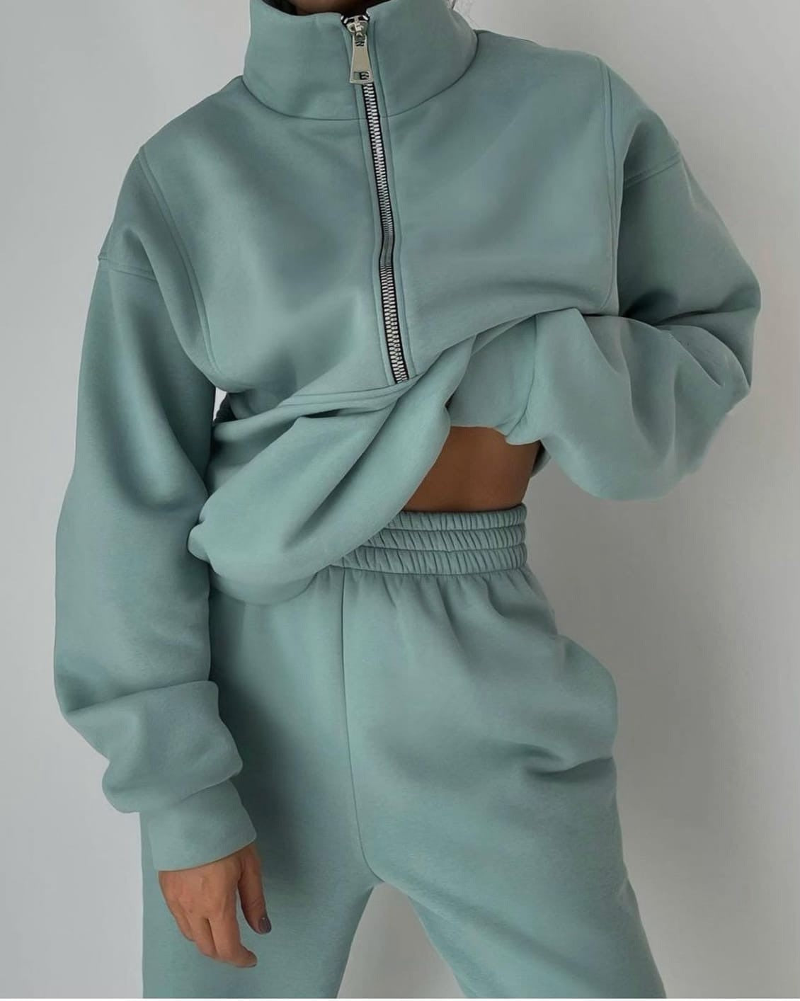 Damen Loungewear Set: Zeitloser Komfort & Stil