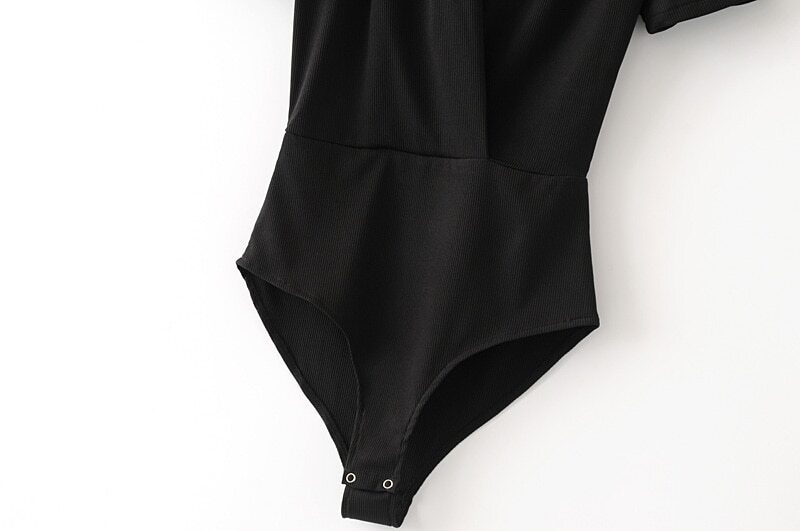 Eleganter Wickelbody mit V-Ausschnitt