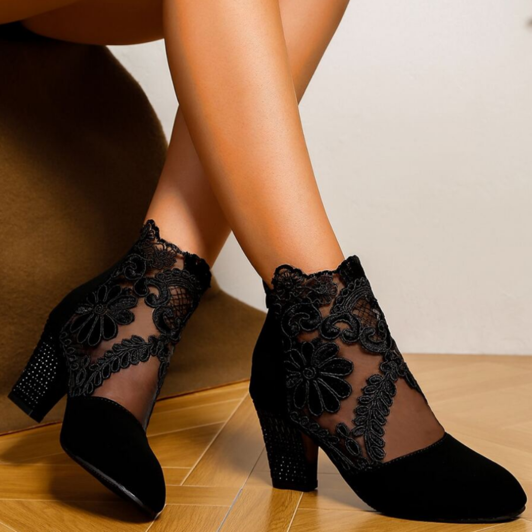 Bestickte High-Heel Stiefel