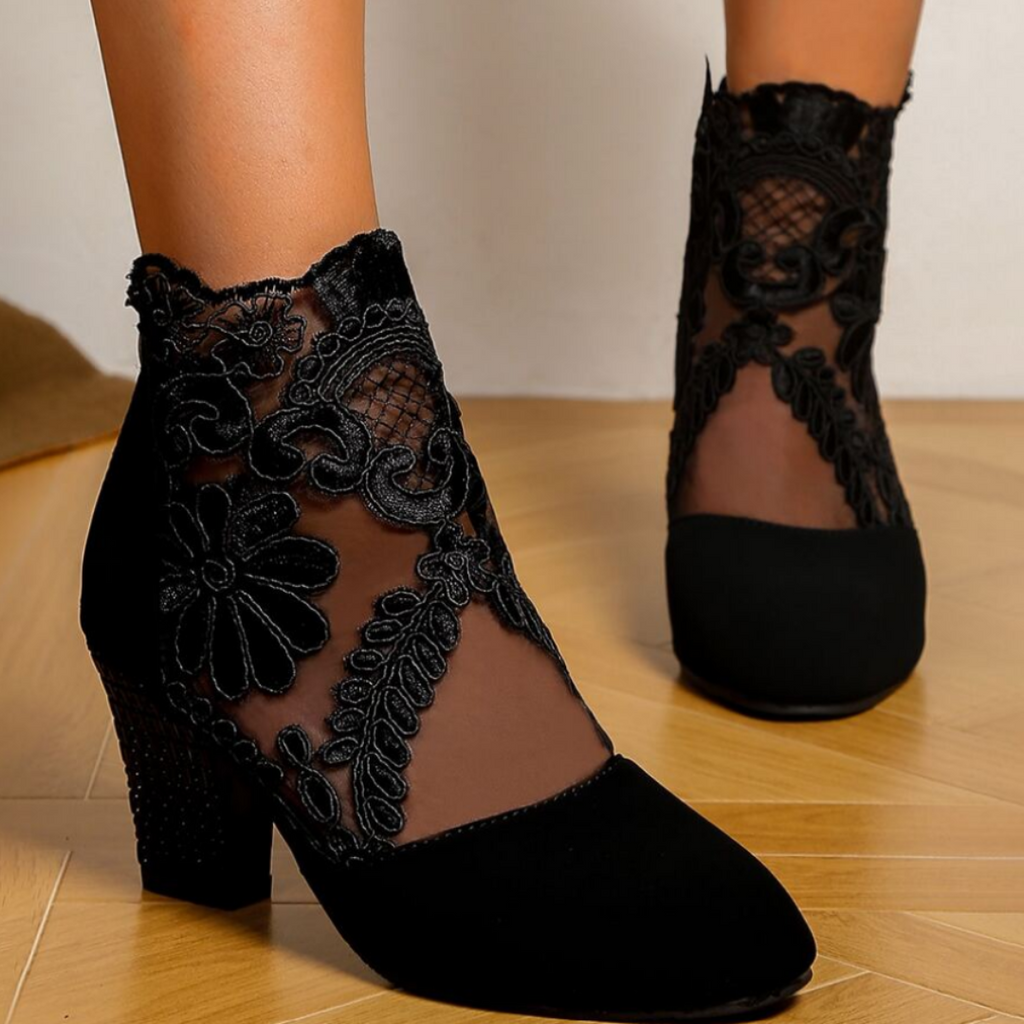 Bestickte High-Heel Stiefel