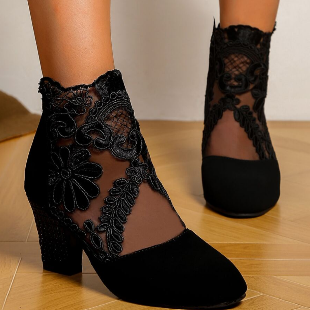 Bestickte High-Heel Stiefel