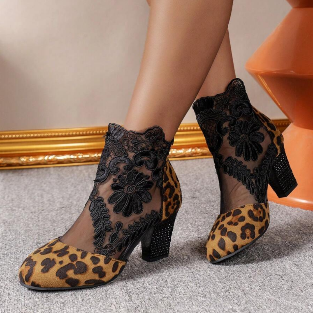 Bestickte High-Heel Stiefel