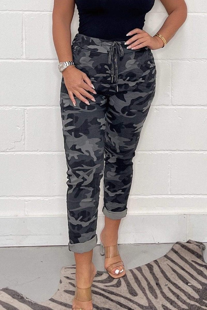Stilvolle Camouflage Hose - Modern & bequem