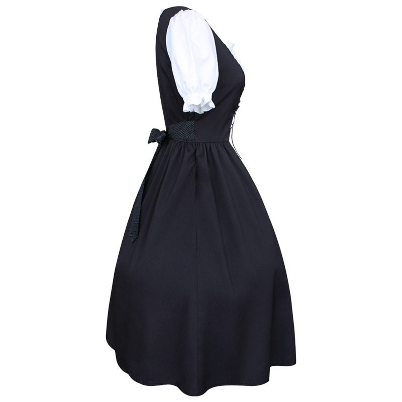 Dirndl mit Schürze für das Oktoberfest