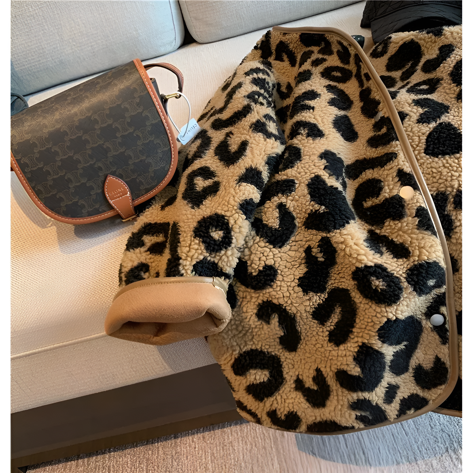 Leopardenmuster Mantel: Warm, bequem & stylisch