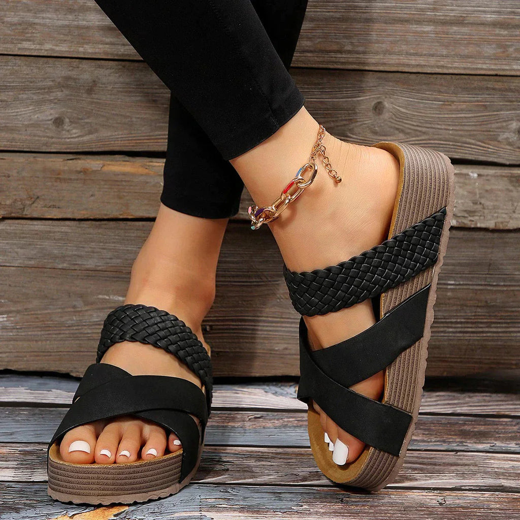 Orthopädische Sandalen: Elegantes Design & Komfort
