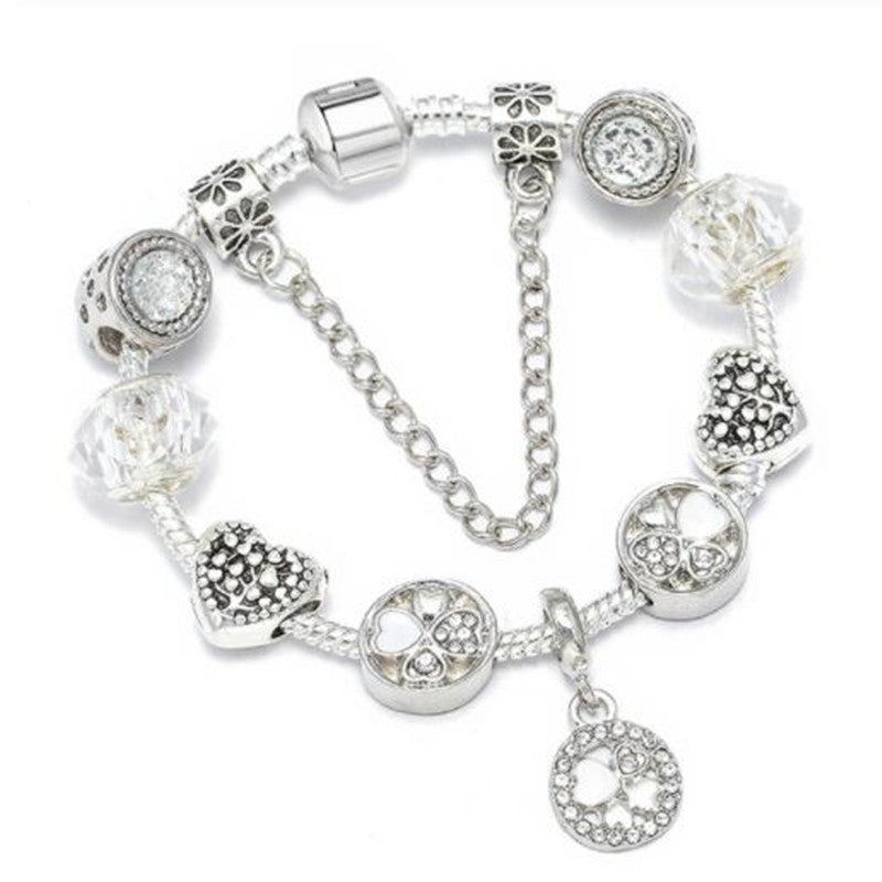 Pfirsichblüten-Armband: Zeitlose Eleganz und Komfort