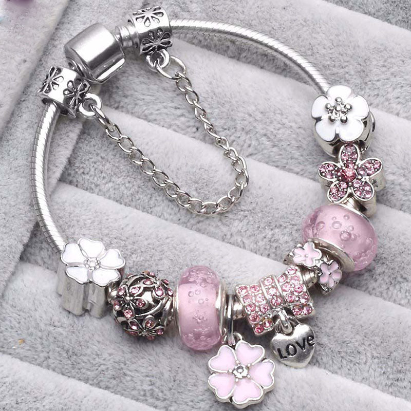 Pfirsichblüten-Armband: Zeitlose Eleganz und Komfort