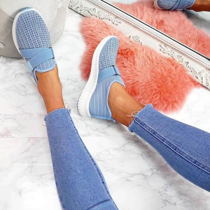 Orthopädische Damenschuhe Slip-on mit Klettverschluss