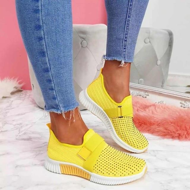 Orthopädische Damenschuhe Slip-on mit Klettverschluss