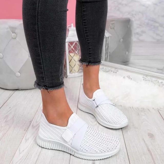 Orthopädische Damenschuhe Slip-on mit Klettverschluss