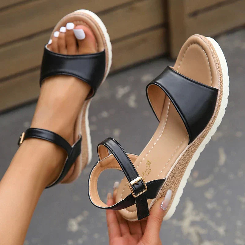Orthopädische Sommersandalen: Komfort und Stil