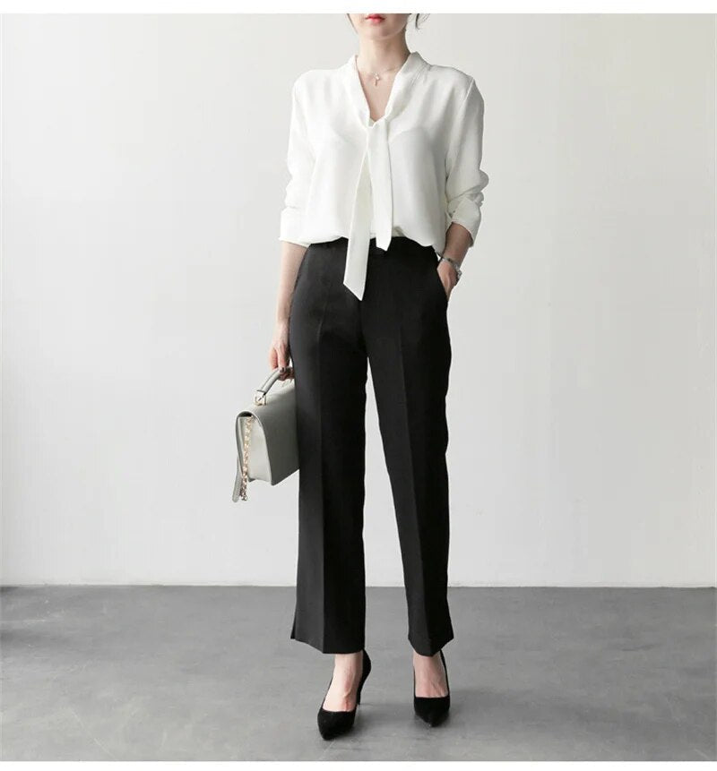 Langarm Bluse mit Fliege-Kragen