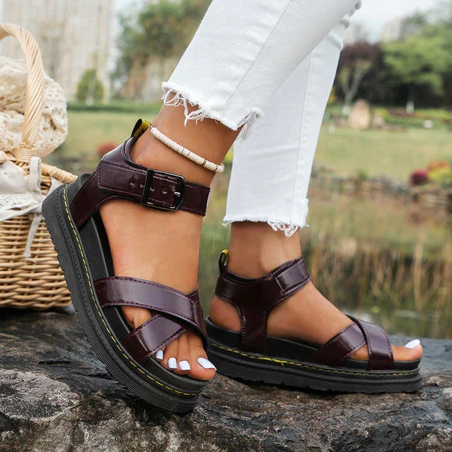 Orthopädische Sport-Sandalen Wolff: Atmungsaktiv & mit Fußgewölbestütze